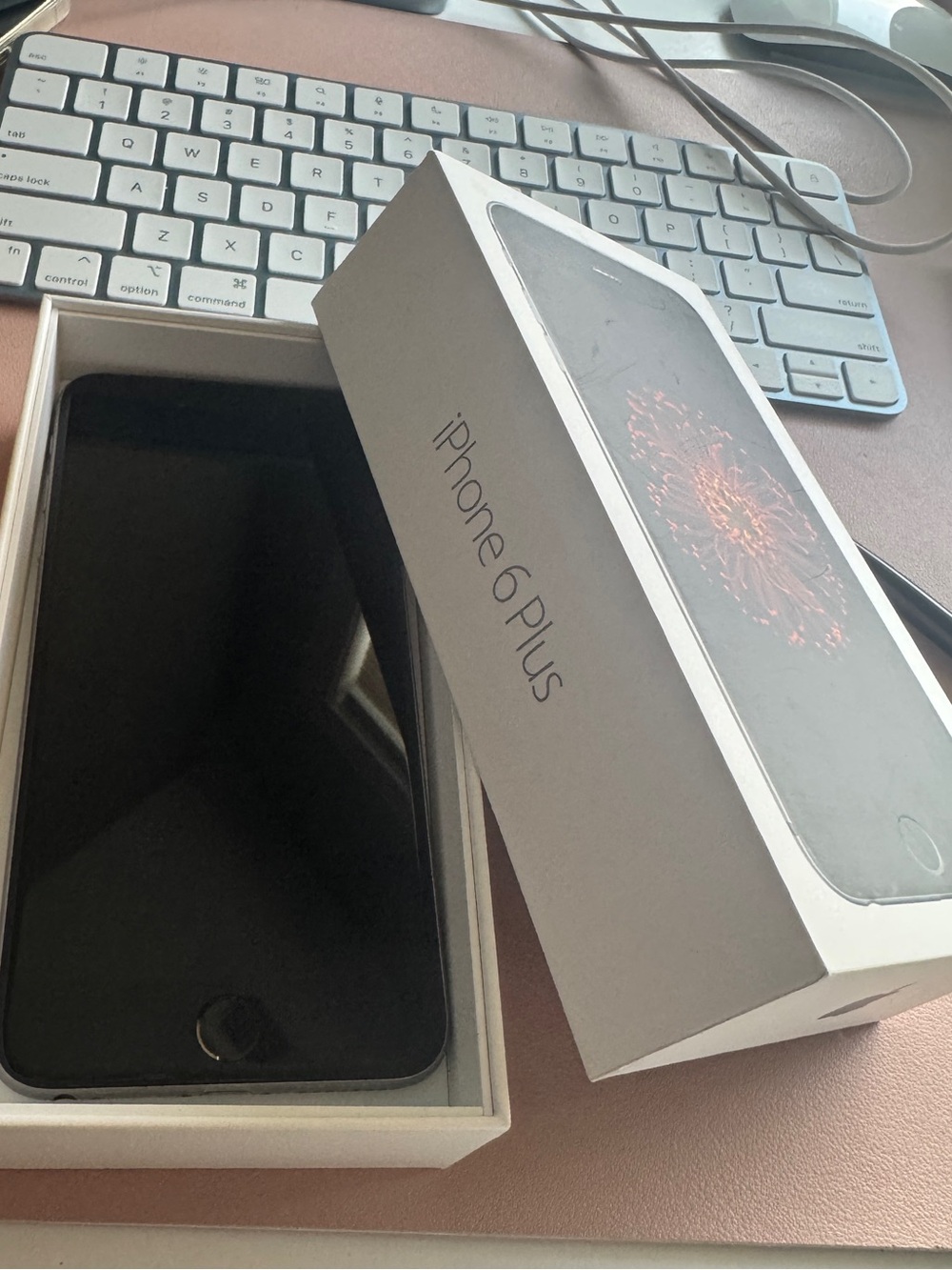 Apple iPhone 6 Plus - Space Gray 64GB Drained Battery Parts